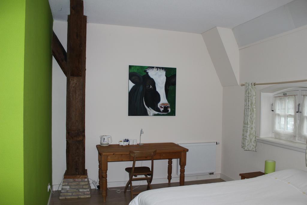 Wartena Hoeve - Vega B&B Kamer foto